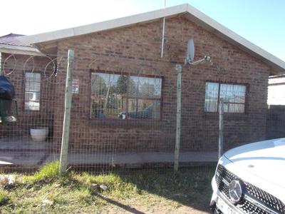 House For Sale in Mlungisi, Mlungisi